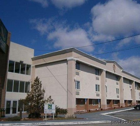 Quality Inn & Conference Center Maple Shade Extérieur photo